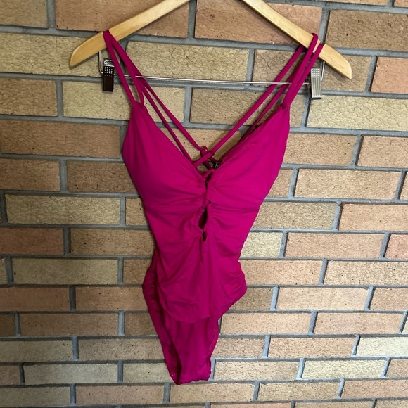 NWT La Blanca Island Goddess Underwire Lace Up One Piece Swimsuit Magenta Size 6 - Picture 3 of 6